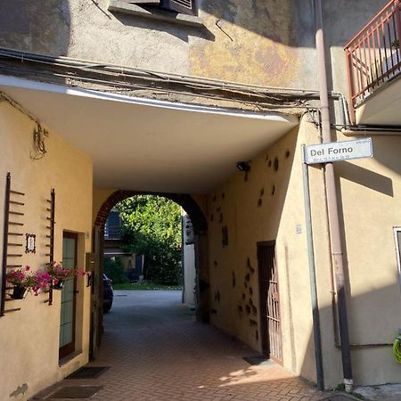 Vicolo Forno Appartement Mercallo Buitenkant foto