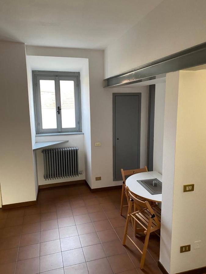 Vicolo Forno Appartement Mercallo Buitenkant foto