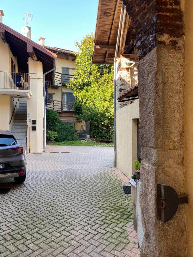 Vicolo Forno Appartement Mercallo Buitenkant foto