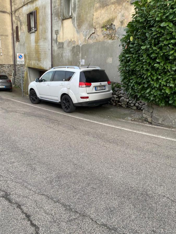 Vicolo Forno Appartement Mercallo Buitenkant foto